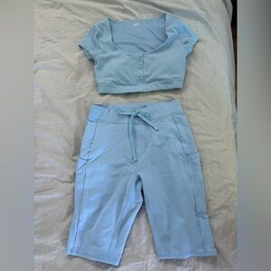 Alo bike short and top